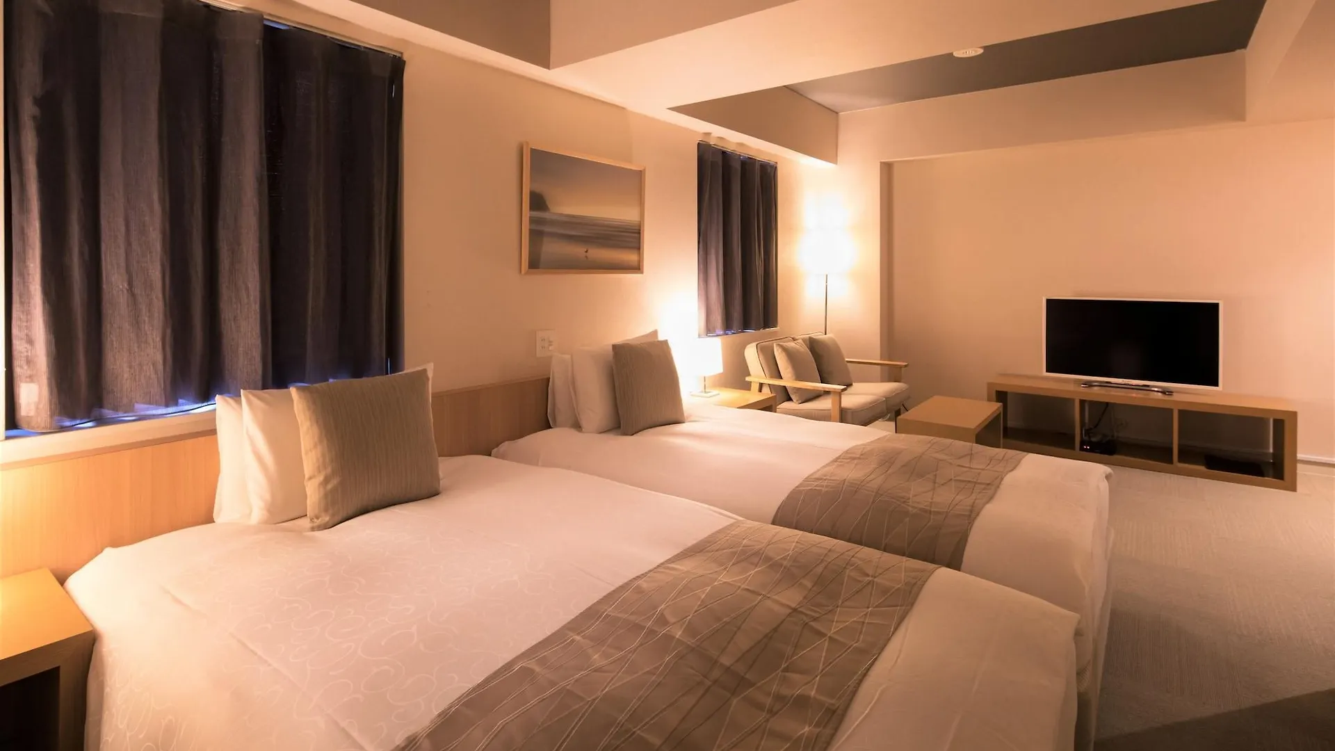 Roppongi Hotel S Токио