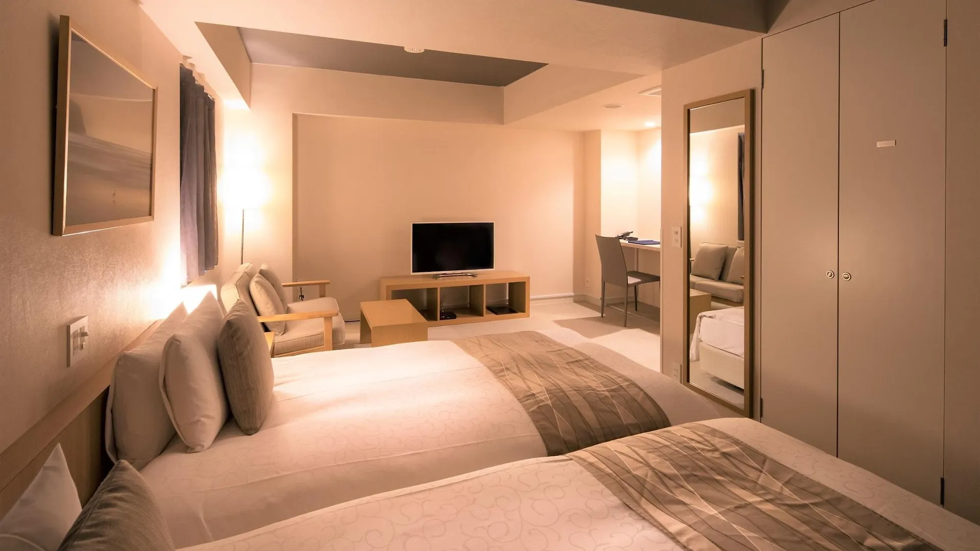 ****  Roppongi Hotel S Токио Япония