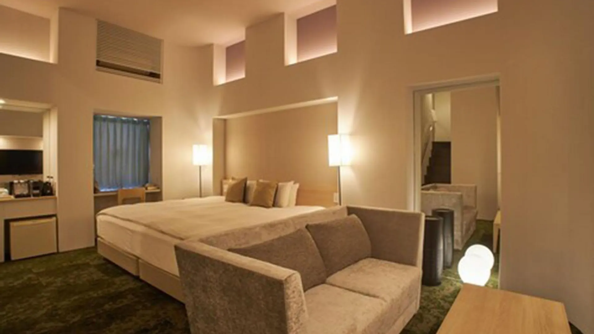 Roppongi Hotel S Токио