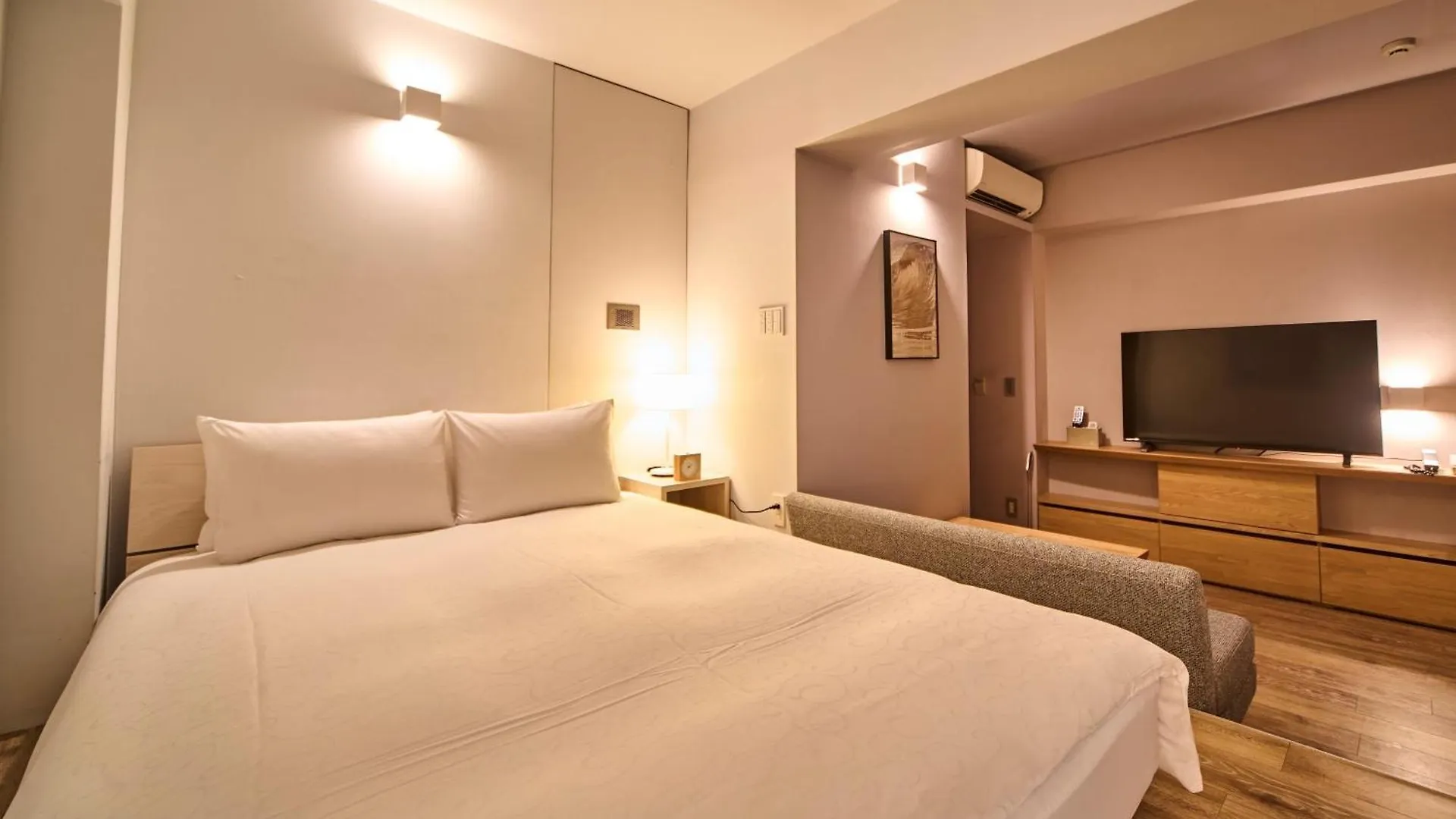 Roppongi Hotel S Токио