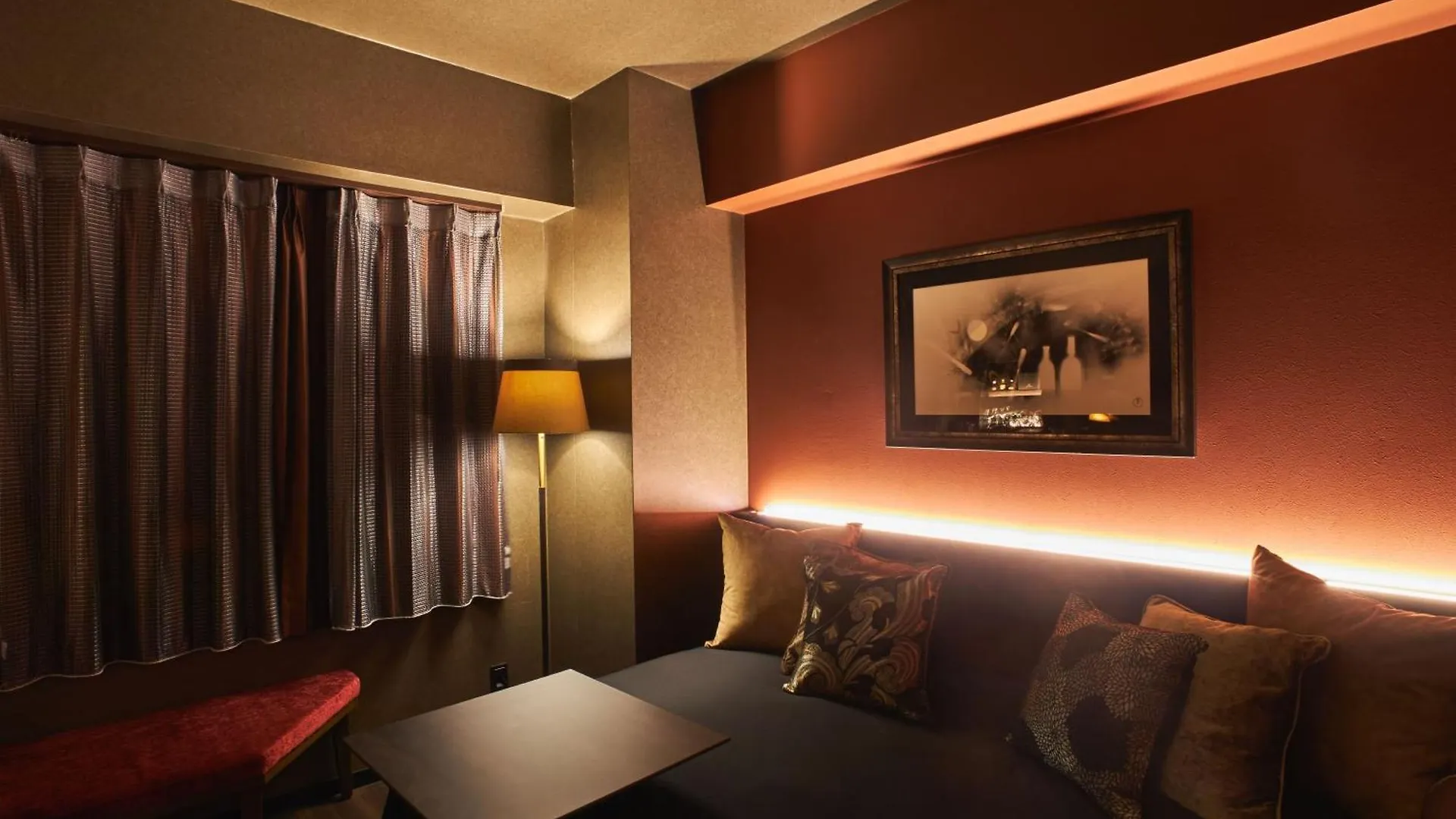 Roppongi Hotel S Токио