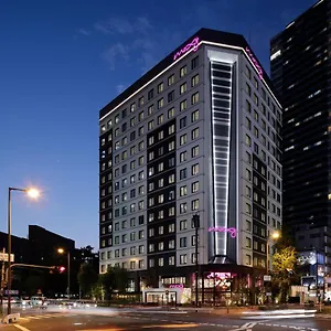 Moxy Shin Umeda 4*, Osaka Giappone